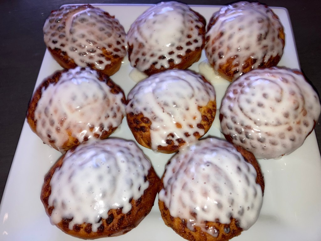 Air Fryer Cinnamon Rolls