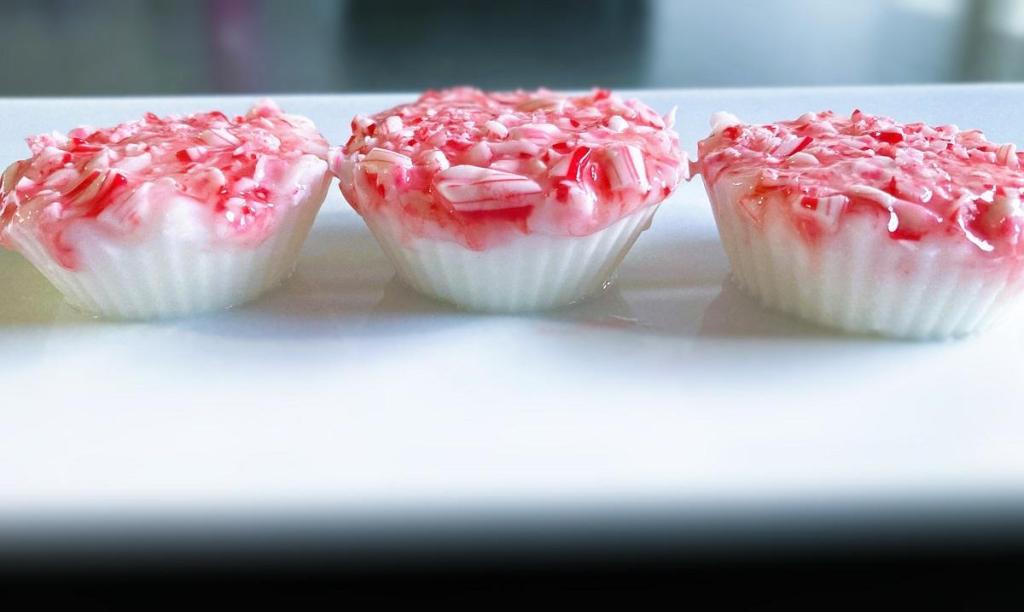 Candy Cane Frozen Yogurt Cups&nbsp;Recipe
