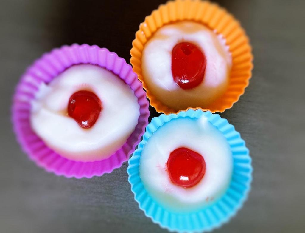 cherry frozen yogurt cups