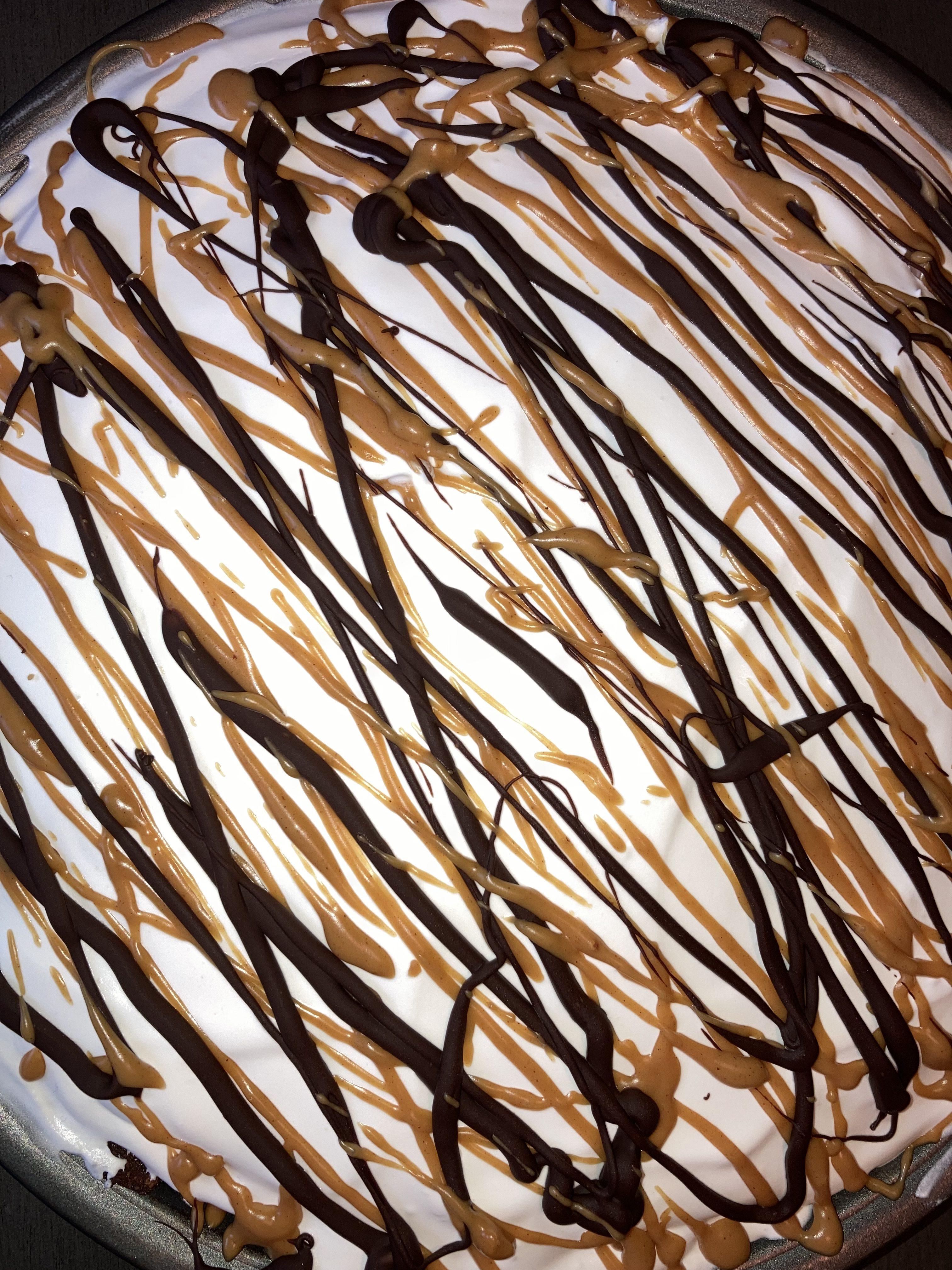 No-Bake Chocolate Peanut Butter Pie