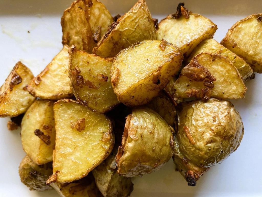 Air Fryer Onion&nbsp;Potatoes