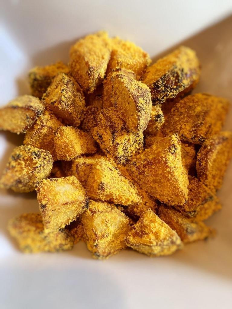 Air Fryer Cheesy Potatoes