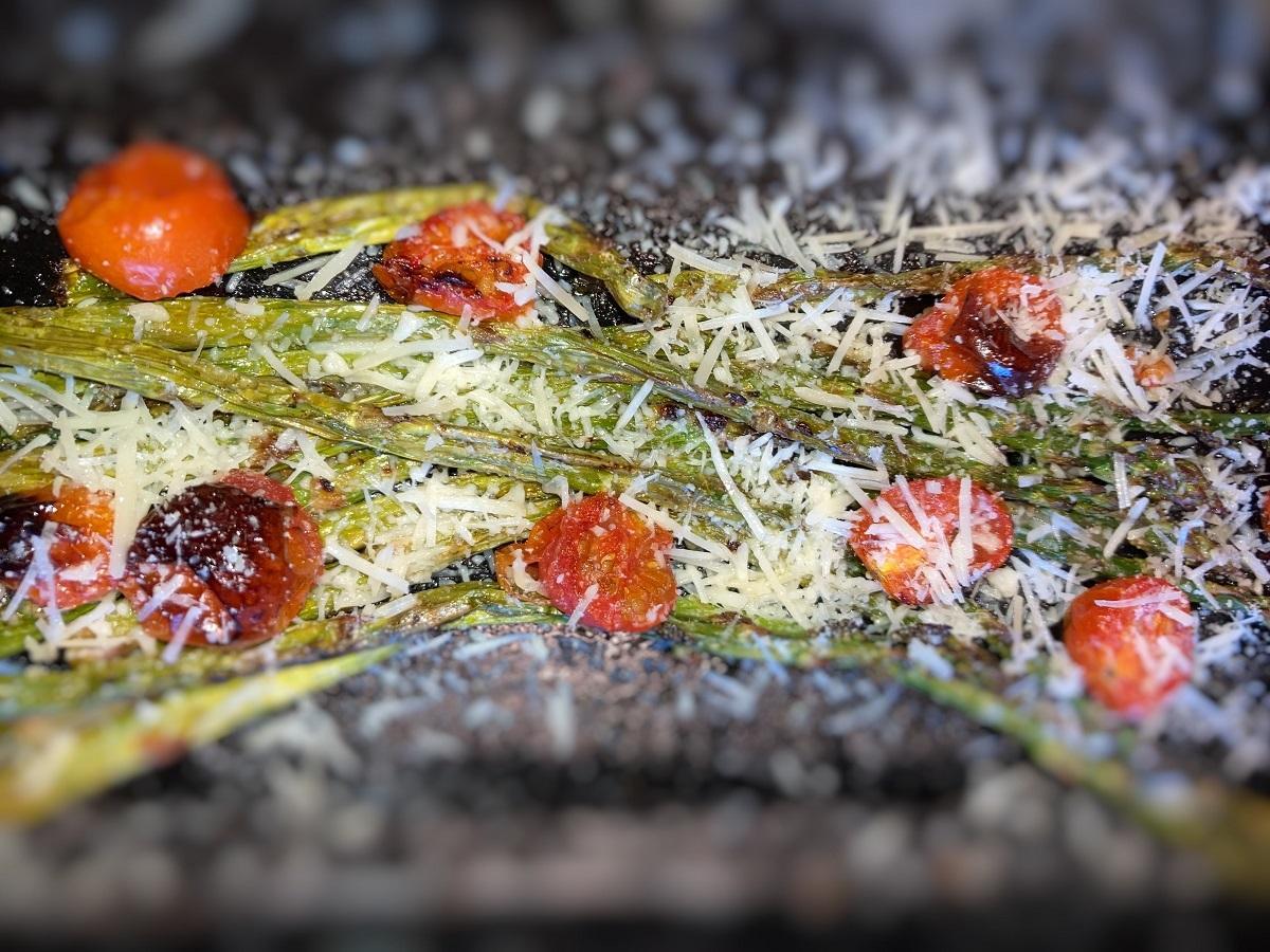 Air Fryer Parmesan Asparagus and Tomatoes