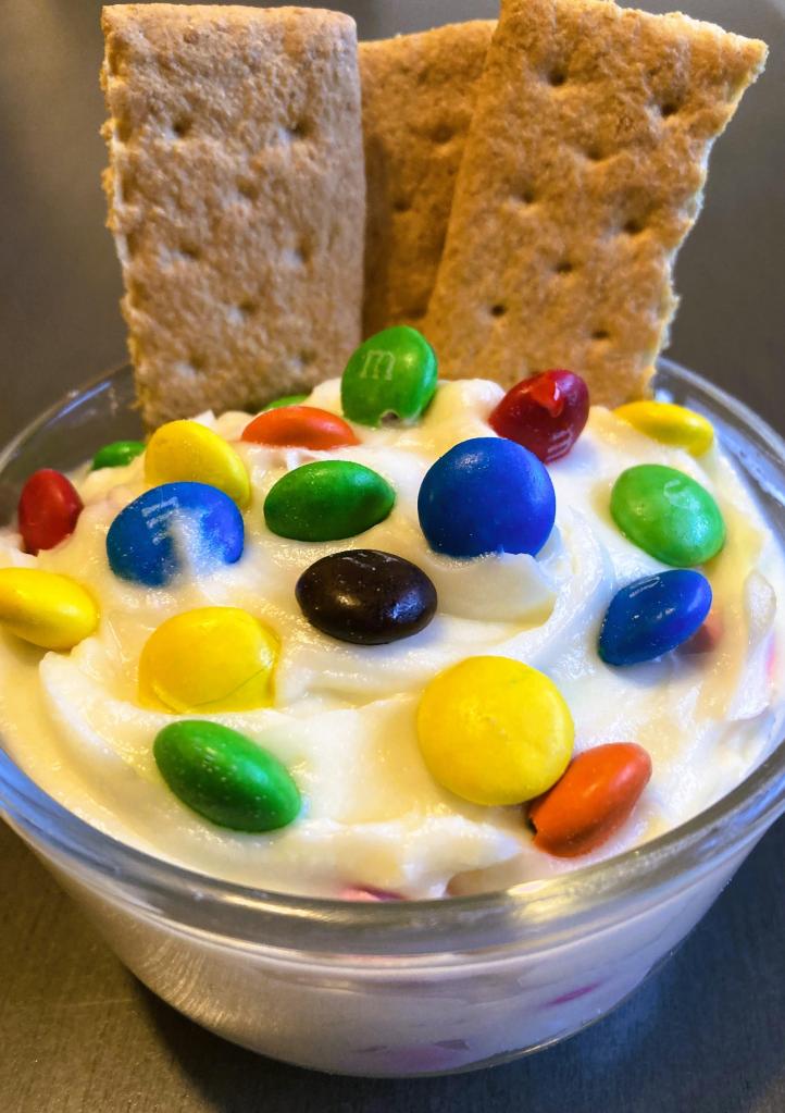 M&M's Cheesecake Dip