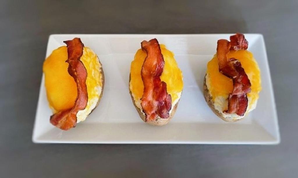 Twice Baked Potatoes Topped With&nbsp;Bacon